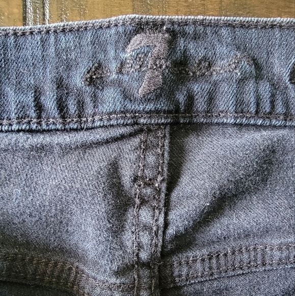 Women's 7 For All Mankind Black Straight Leg Jeans Size 30 - Picture 7 of 8